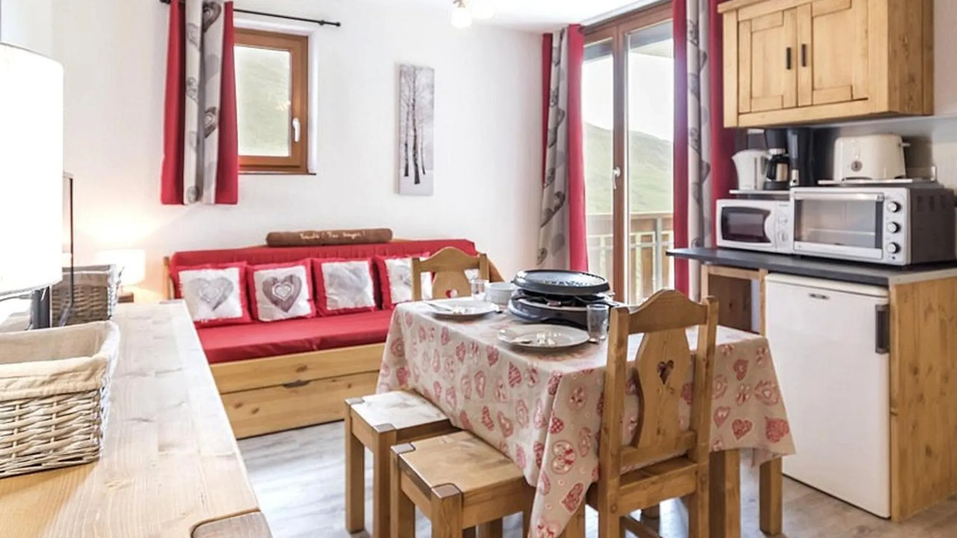 סן-מרטין-דה-בלוויל Appartement Spacieux Avec Balcon, Depart Ski Aux Pieds - Fr-1-344-873 דירה